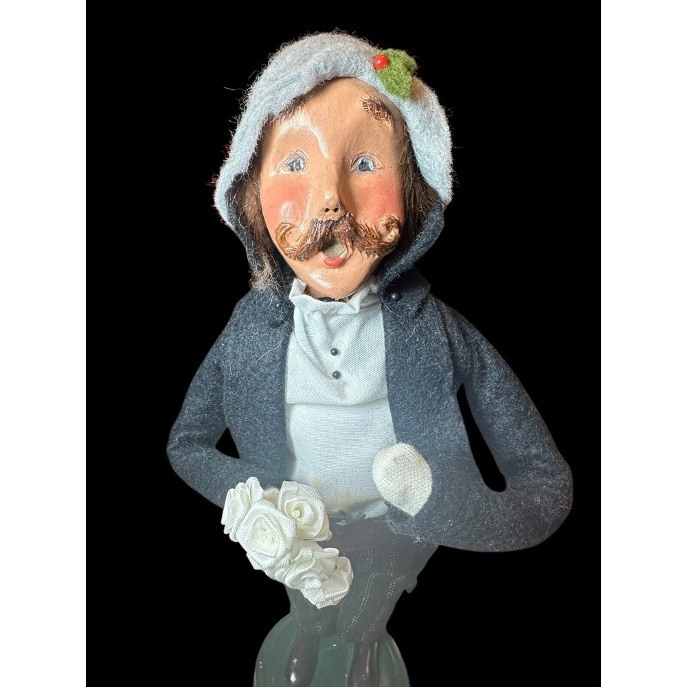 Byers Choice Caroler Cries of London 1998 Man‎ Moustache Flowers Tails
